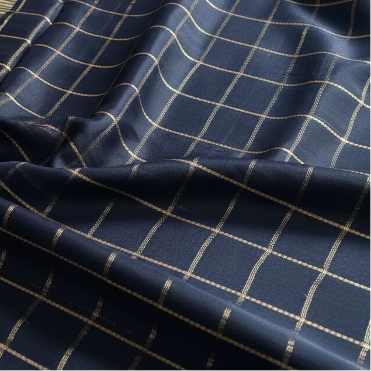 Pure Wrinkle crepe Silk - Black checks
