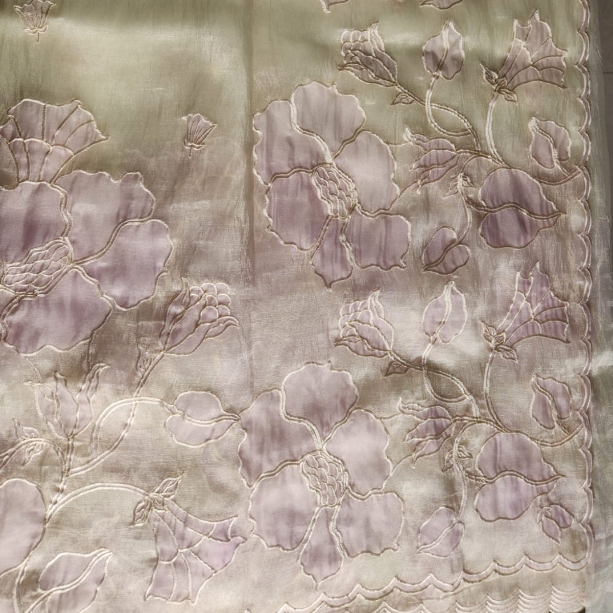 Semi Crushed Tissue - white